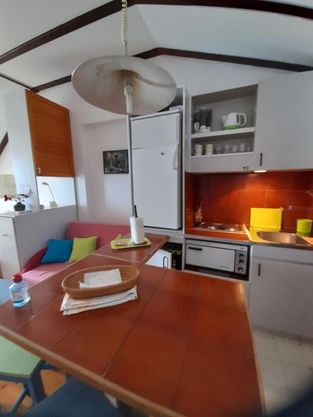 Apartment Danka - Affordable And At The Beach Brist Esterno foto